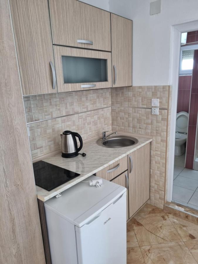 Apartmani Ani Bar Exterior foto