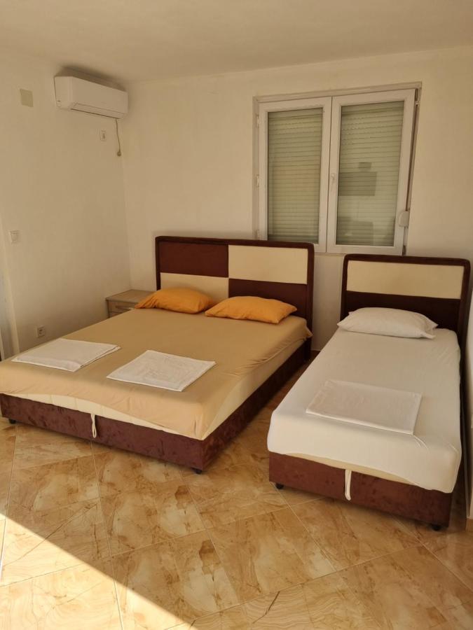 Apartmani Ani Bar Exterior foto