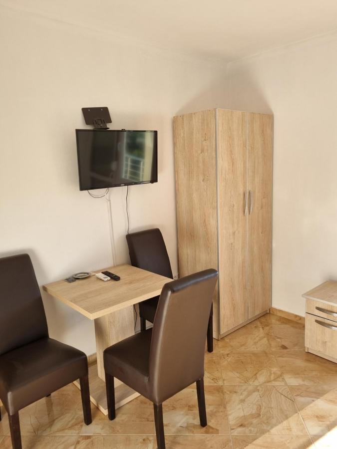 Apartmani Ani Bar Exterior foto