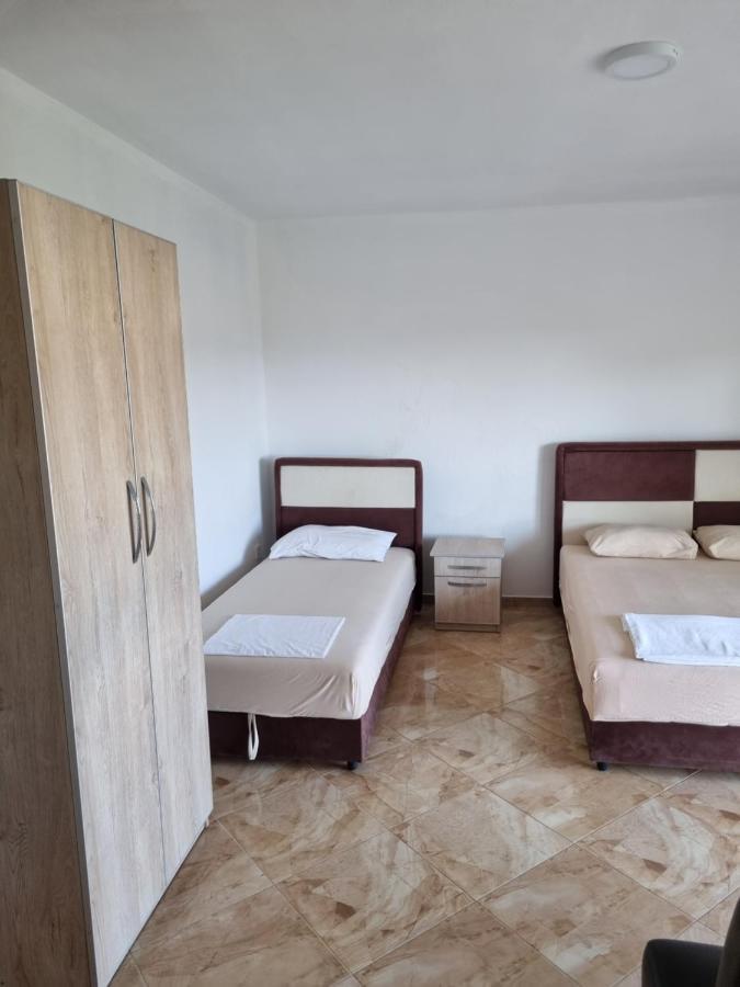 Apartmani Ani Bar Exterior foto