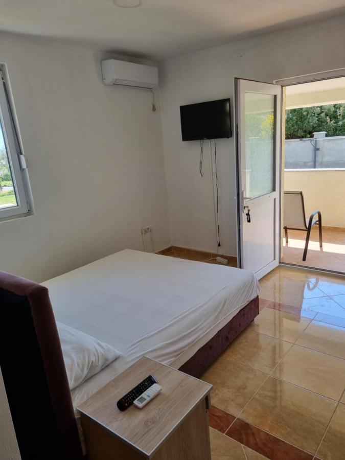 Apartmani Ani Bar Exterior foto
